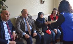 Şehit Annesine Gençlerden Moral Ziyareti