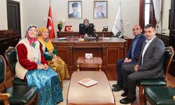 Afyonkarahisar Valisinin Renkli Misafirleri