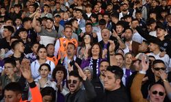 Başkan Burcu Köksal, Afyonspor'u kutladı