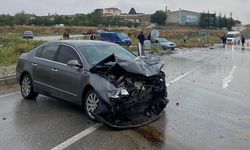 Afyon'da trafik kazası, 4 yaralı