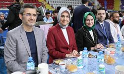 Vali Yiğitbaşı, Kampus İftarlarında gençlerle buluştu