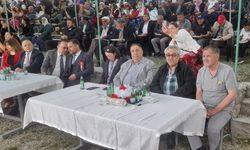 İYİ Partililer Kayabelen'de coşkuya ve anmaya ortak oldu