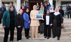 Vali Yiğitbaşı’na anlamlı hediye
