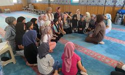 Dazkırı Kaymakamı, Kuran Kursunu ziyaret etti