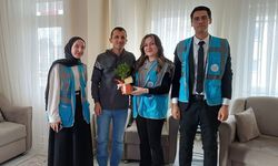 AK Gençlik'ten Engelliler Günü'nde anlamlı ziyaretler