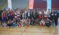 Afyon'da Genç Erkekler Basketbol müsabakaları sona erdi