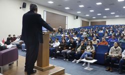 AFSÜ’de Öğrenci-Rektör buluşması!