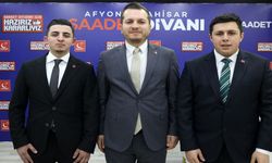 Afyonkarahisar Genç Saadet'te bayrak değişimi
