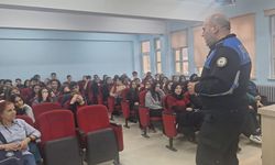 Afyon'da Polis'ten lise öğrencilerine eğitim