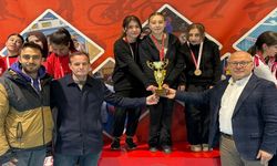 Afyonkarahisar Yıldız Kızlar Dart’ta Şampiyon Ayazini Ortaokulu