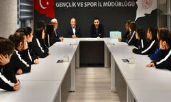 Milli güreşçilerden İl Müdürü Nedim Aslan'a ziyaret