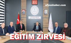 Vali Naci Aktaş, eğitim ekibini topladı