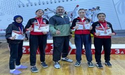 Afyonlu karateci gençler Denizli'de fırtına gibi esti