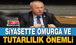 Siyasette omurga ve tutarlılık önemli!..