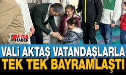 Vali Naci Aktaş Vatandaşlarla Bayramlaştı