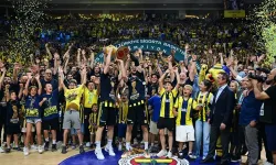 Basketbolda Fenerbahçe Beko şampiyon