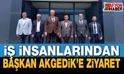İş İnsanlarından Başkan Akgedik’e Ziyaret