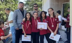 Muhtar Sezgin Başarılı Öğrencileri Ödüllendirdi