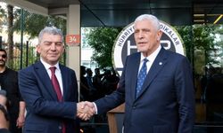 Müsavat Dervişoğlu, HÜR SEN'i ziyaret etti