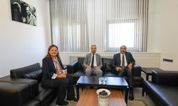 Burcu Köksal Eski Vekillerle Buluştu