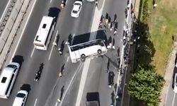 Servis midibüsü devrildi: 21 yaralı