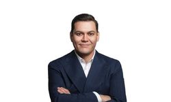 Martı’nın Patronu Oğuz Alper Öktem Siyasete Giriyor