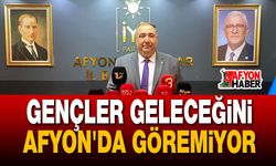 Gençler Geleceğini Afyonkarahisar'da Göremiyor