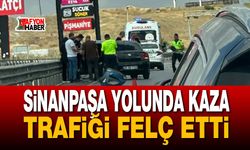 Afyon Sinanpaşa karayolundaki kaza trafiği felç etti!