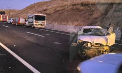 Kozluk'ta Otomobil Takla Attı: 2'si Ağır 6 Kişi Yaralandı