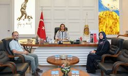 Burcu Köksal Akademisyen Emin Uz’u ağırladı