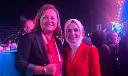 Başkan Burcu Köksal, AK Parti'nin 25.Yıl mitinginde
