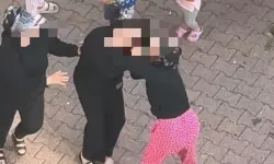 Kadınlar saç başa kavga ettil..Video haber