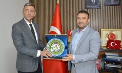 Ahmet Kahveci, Sinanpaşa Belediye Başkanı Yıldırım’ı ağırladı