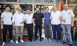 AK Parti Afyon İl Başkanı Özgür Kavak Tuzpazarı’nda esnafı dinledi