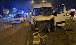 Düğün dönüşü kaza, 21 yaralı