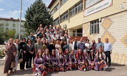 Milletvekili Yurdunuseven, 40 Yıl Sonra Sınıf Arkadaşlarıyla Buluştu