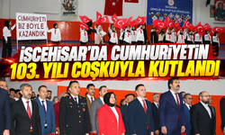 İscehisar'da Cumhuriyetin 103. Yılı Coşkuyla Kutlandı