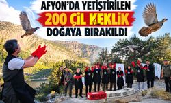 Afyon’da yetiştirilen 200 çil keklik doğaya bırakıldı