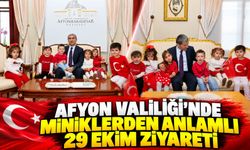 Afyon Valiliği’nde miniklerden anlamlı 29 Ekim ziyareti