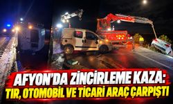 Afyon'da zincirleme kaza: Tır, otomobil ve ticari araç çarpıştı