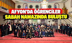 Afyon’da Öğrenciler Sabah Namazında Buluştu