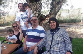 Halı silkme kavgası: Yaşlı karı kocayı öldürdüler