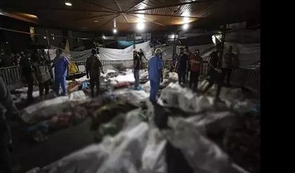 İsrail, Gazze'de hastane bombaladı
