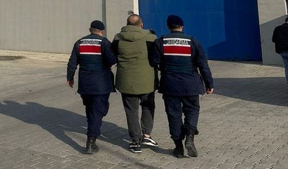 Çobanlar'da aranması bulunan bir şahıs yakalandı