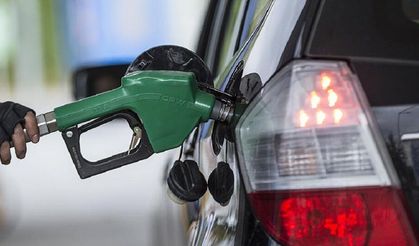 Motorinden sonra benzine zam