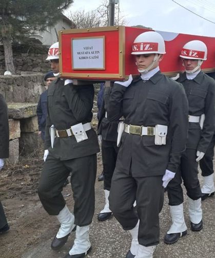 Kıbrıs Gazisi, Şuhut'ta toprağa verildi