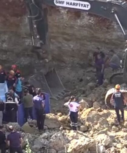 Temel kazısında göçük faciası