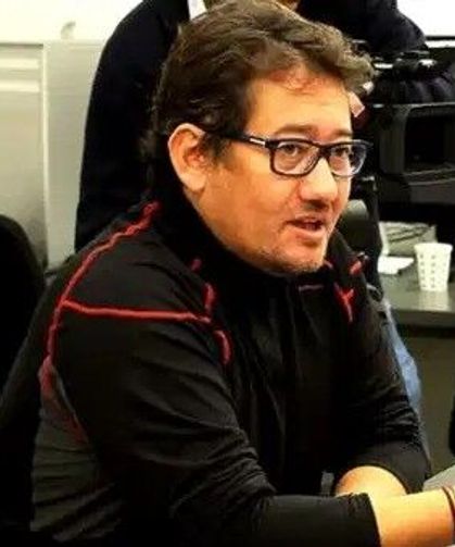 Gazeteci Serdar Akinan kimdir? Hastalığı ne, kaç yaşında ve nereli?