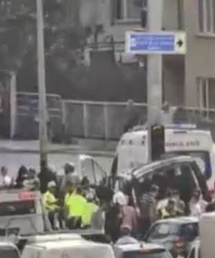 Öğrenci servisi kaza yaptı, 12 yaralı var