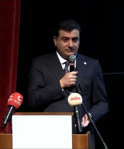 YENİ Parti sözcüsü Zeynel Emre’den borsa iddiası